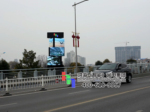 鹽城LED旋轉魔方屏現(xiàn)場圖